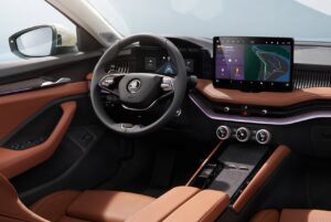 Exteriér nového vozu Škoda Superb a odhalení interiéru: cena, specifikace a datum uvedení na trh